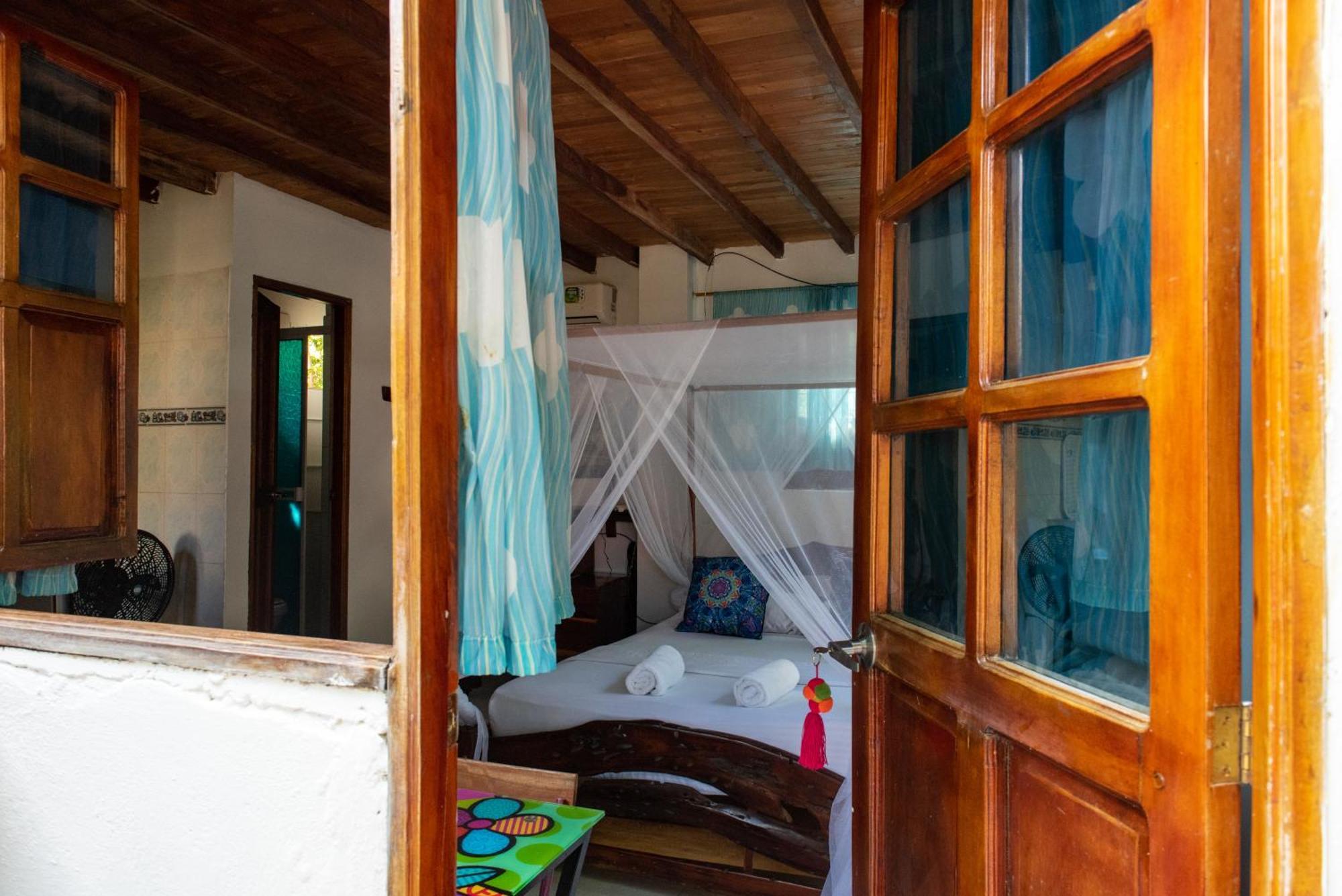 Hotel Casa Surf Mar Azul Palomino Exterior foto